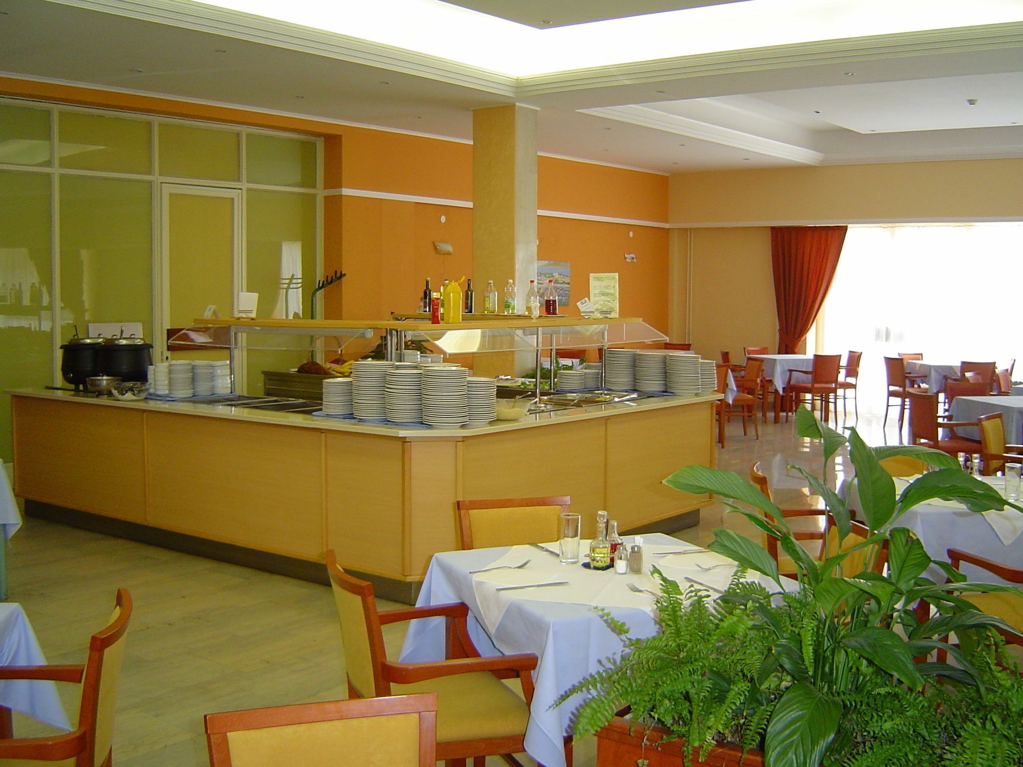 Hotel Pula Bagian luar foto